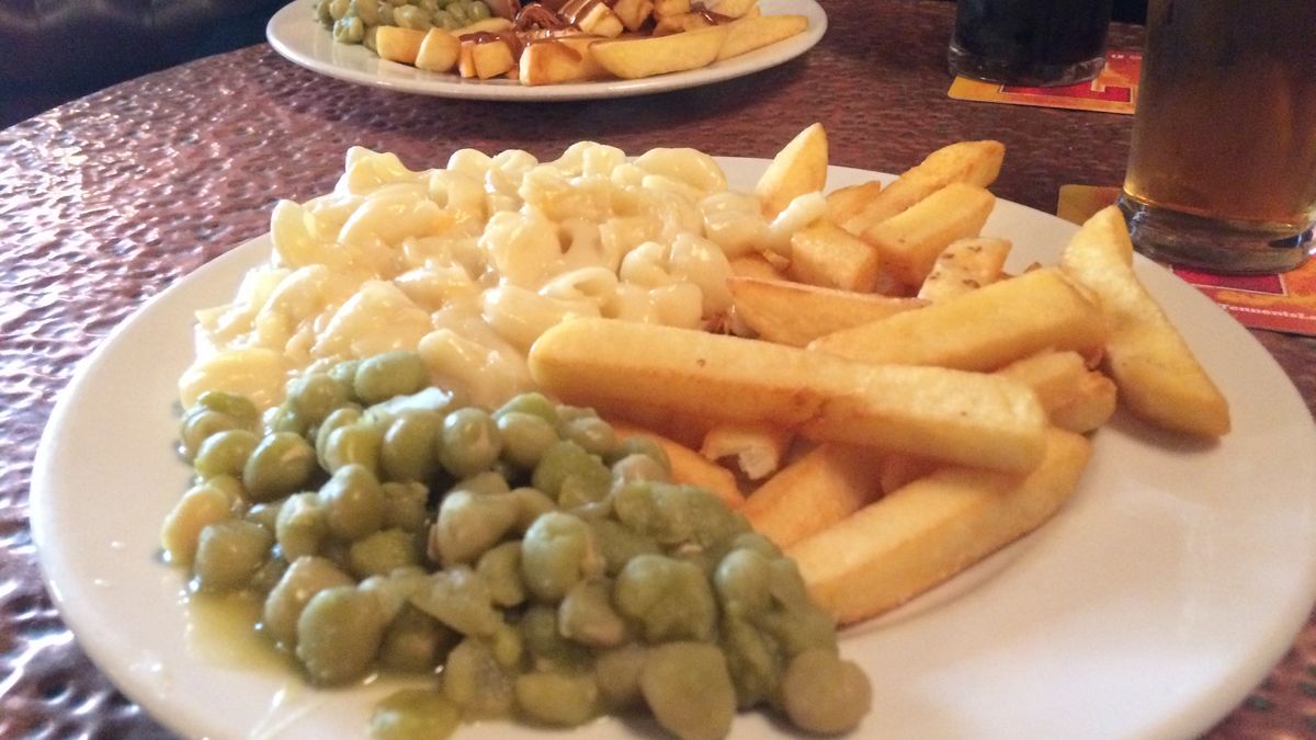 Glasgow's Star Bar: The Cheapest 3-Course Lunch Still Reigns